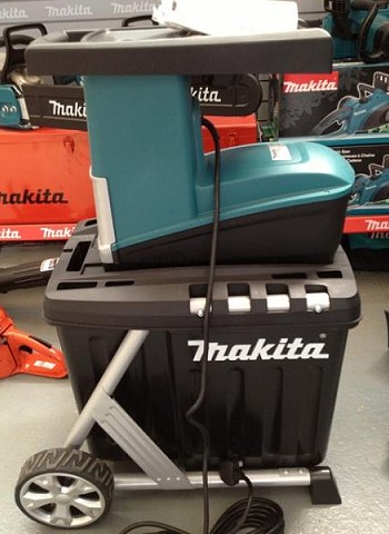   Makita