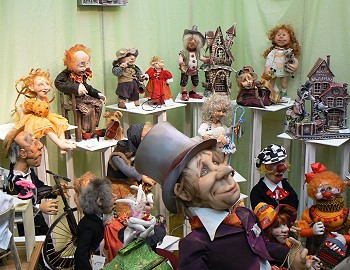 �������